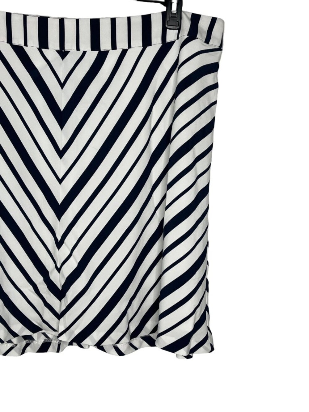Lane Bryant Plus 22 Chevron Stripe Flare Skirt Navy White Side Zip - Picture 5 of 10